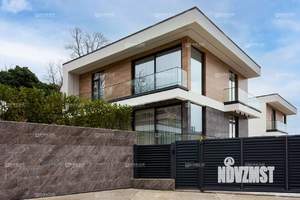 Дом 220м², 2-этажный, участок 5 сот.  