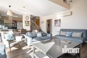 Дом 190м², 3-этажный, участок 8 сот.  