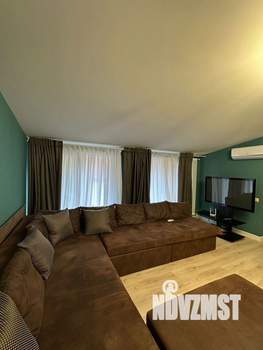 Дом 160м&sup2;, 2-этажный, участок 4 сот.  