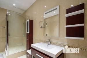 Дом 400м², 2-этажный, участок 14 сот.  