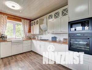 Дом 340м², 3-этажный, участок 10 сот.  