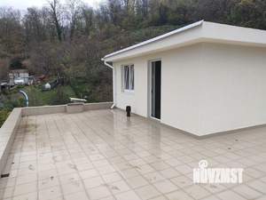 Коттедж 328м², 3-этажный, участок 6 сот.  