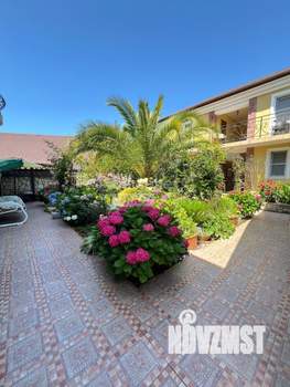 Дом 245м&sup2;, 3-этажный, участок 5 сот.  