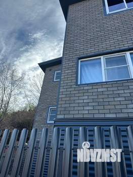 Дом 100м², 2-этажный, участок 3 сот.  