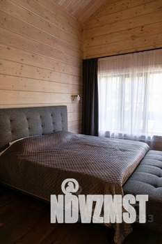 Дом 220м², 2-этажный, участок 6 сот.  