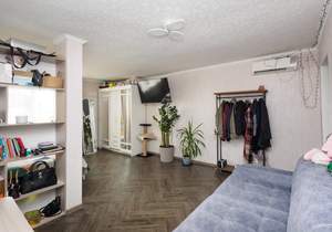 Дом 100м², 3-этажный, участок 6 сот.  