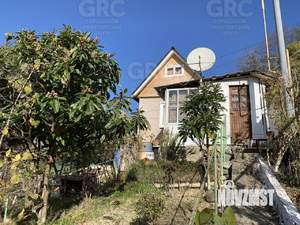 Дом 30м², 2-этажный, участок 7 сот.  