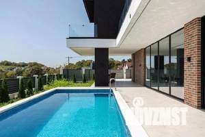 Дом 210м², 2-этажный, участок 12 сот.  