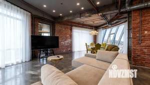 Дом 360м², 3-этажный, участок 9 сот.  