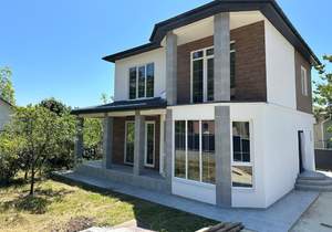 Дом 150м², 2-этажный, участок 5 сот.  