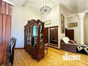 Коттедж 450м², 3-этажный, участок 10 сот.  