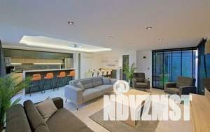 Дом 190м², 2-этажный, участок 8 сот.  