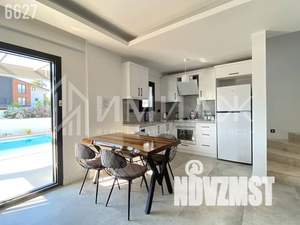 Дом 250м², 2-этажный, участок 6 сот.  