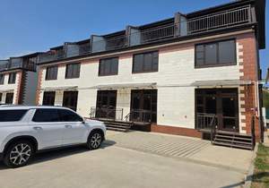 Дом 89м&sup2;, 3-этажный, участок 1 сот.  