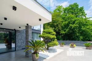 Дом 410м², 2-этажный, участок 12 сот.  