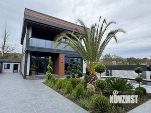 Дом 180м², 2-этажный, участок 6 сот.  