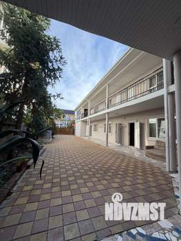 Дом 298м², 2-этажный, участок 4 сот.  