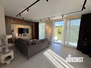 Дом 250м², 3-этажный, участок 7 сот.  