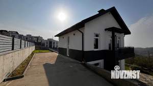 Дом 130м&sup2;, 2-этажный, участок 6 сот.  