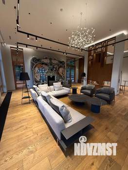 Дом 650м², 2-этажный, участок 30 сот.  