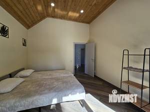 Коттедж 140м², 2-этажный, участок 5 сот.  