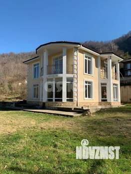Дом 220м², 2-этажный, участок 15 сот.  
