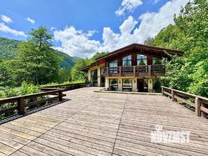 Дом 360м², 2-этажный, участок 7 сот.  