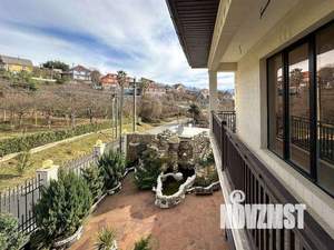 Дом 550м², 3-этажный, участок 8 сот.  