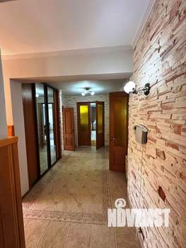 Дом 333м&sup2;, 3-этажный, участок 14 сот.  