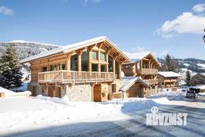 Дом 234м², 2-этажный, участок 9 сот.  