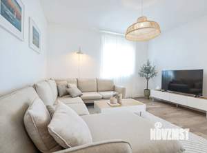 Дом 250м², 2-этажный, участок 8 сот.  