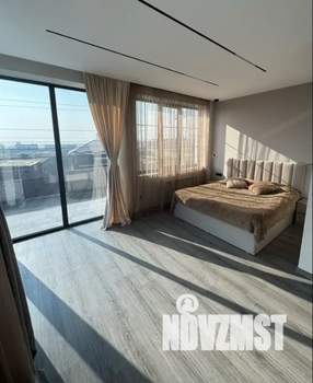 Дом 180м², 2-этажный, участок 5 сот.  