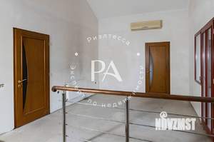Дом 455м², 2-этажный, участок 12 сот.  