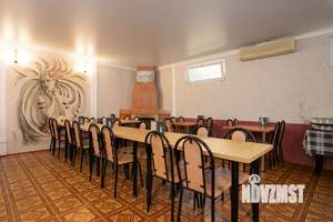 Дом 900м², 3-этажный, участок 15 сот.  