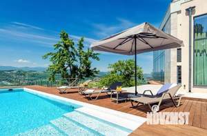 Дом 320м², 2-этажный, участок 10 сот.  