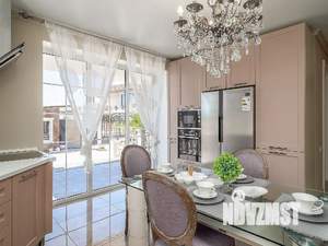 Дом 240м², 2-этажный, участок 8 сот.  