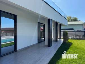 Дом 300м&sup2;, 2-этажный, участок 7 сот.  