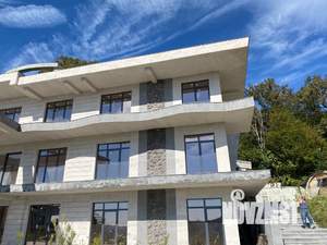 Дом 1500м², 3-этажный, участок 45 сот.  