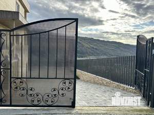 Коттедж 260м&sup2;, 2-этажный, участок 4 сот.  