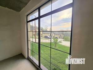 Коттедж 180м², 2-этажный, участок 5 сот.  