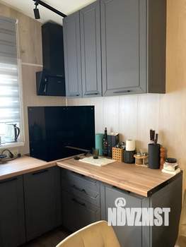 Дом 100м&sup2;, 2-этажный, участок 3 сот.  