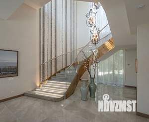 Дом 360м², 2-этажный, участок 8 сот.  