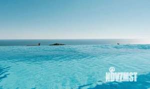 Коттедж 450м², 2-этажный, участок 25 сот.  