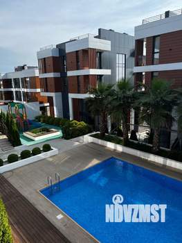 Дом 240м&sup2;, 3-этажный, участок 5 сот.  