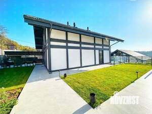 Коттедж 260м², 2-этажный, участок 6 сот.  