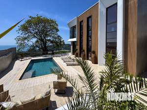 Дом 350м², 3-этажный, участок 5 сот.  