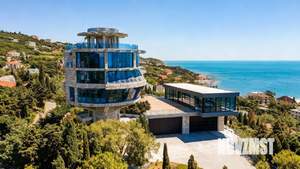 Дом 360м², 3-этажный, участок 9 сот.  