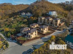 Коттедж 190м², 3-этажный, участок 4 сот.  