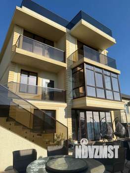 Дом 245м², 3-этажный, участок 4 сот.  