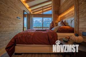 Дом 370м², 2-этажный, участок 11 сот.  